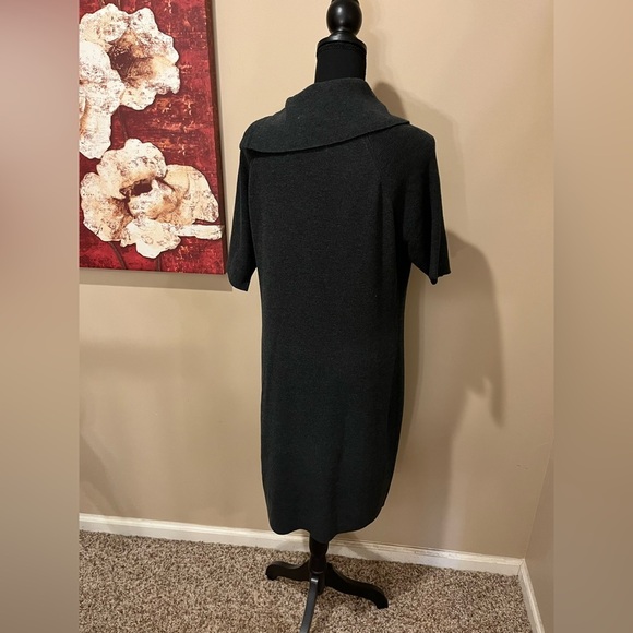 Calvin Klein Short sleeve Sweater Dress with asymmetrical zippered neck, size XL - Picture 3 of 4